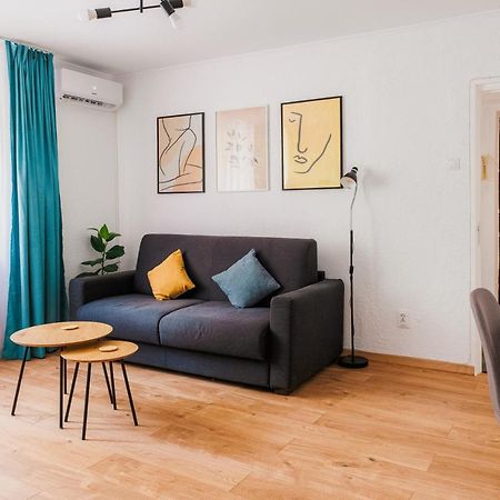 Cozy Apartment Ultracentral Universitate Square บูคาเรสต์ ภายนอก รูปภาพ