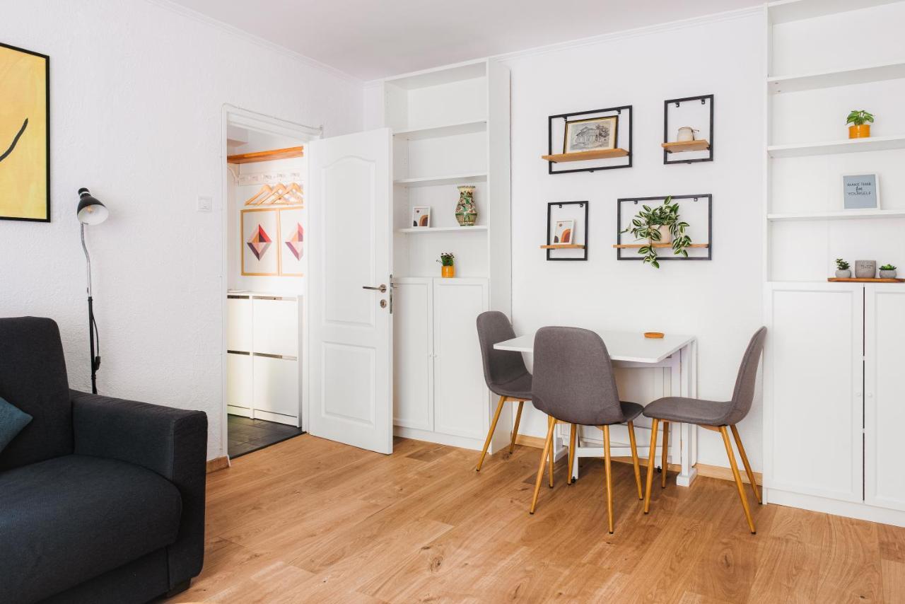Cozy Apartment Ultracentral Universitate Square บูคาเรสต์ ภายนอก รูปภาพ